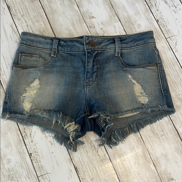 Vintage ZARA Denim Blue Women's Distressed Shorts size 4 - Picture 1 of 11